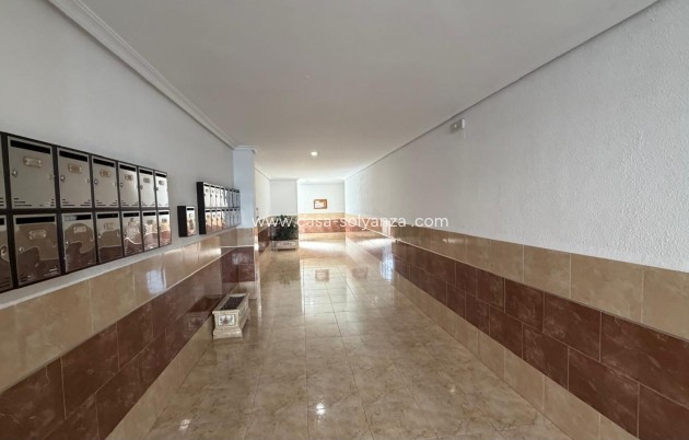 Revente - Appartement - Torrevieja - Acequion