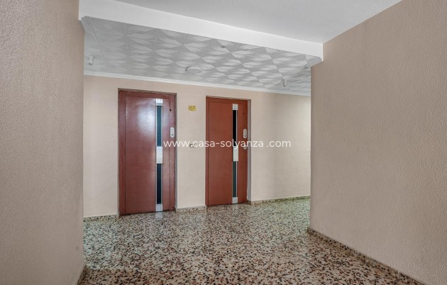 Revente - Appartement - Torrevieja - Punta Prima
