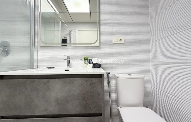 Revente - Appartement - Torrevieja - Playa del Cura