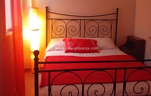 Alquiler a largo plazo - Apartamento / piso - Torrevieja - Center
