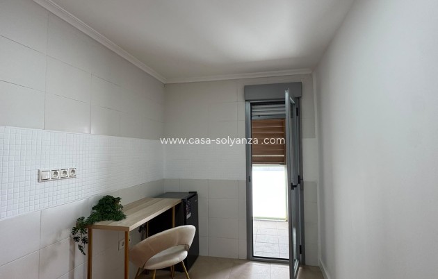 Revente - Appartement - Torrevieja - Puerto