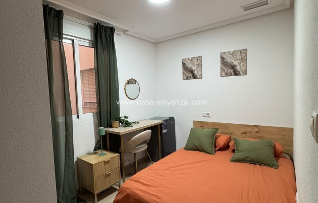Revente - Appartement - Torrevieja - Puerto