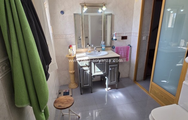 Revente - Appartement - Yecla