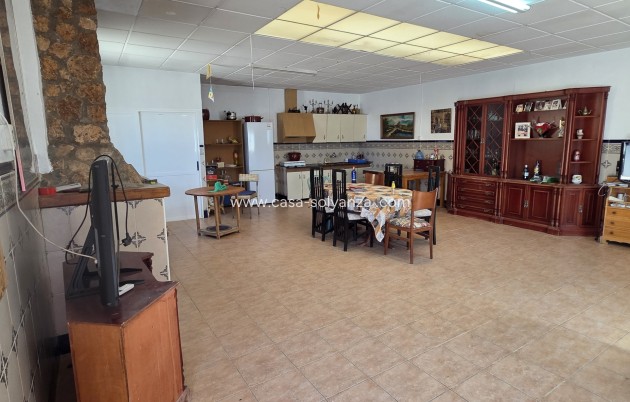 Revente - Appartement - Yecla