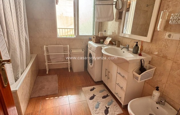 Herverkoop - Appartement / flat - Torrevieja - Estacion Autobuses