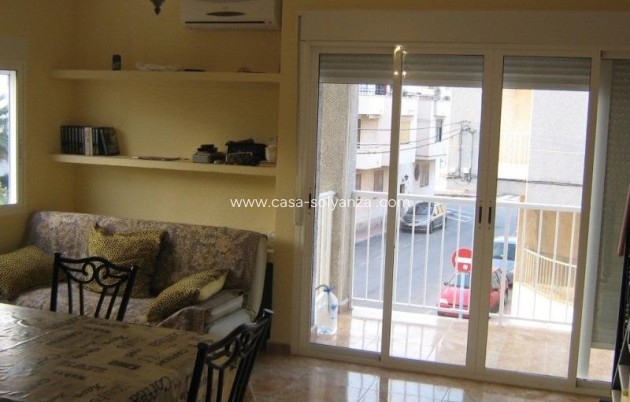 Herverkoop - Appartement / flat - Torrevieja - Estacion Autobuses