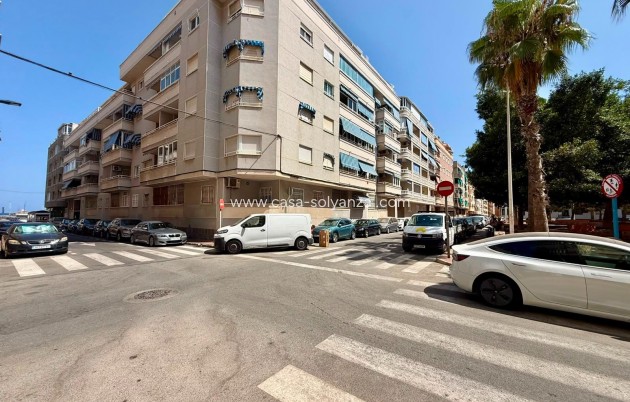 Wiederverkauf - Wohnung - Torrevieja - Playa del Cura