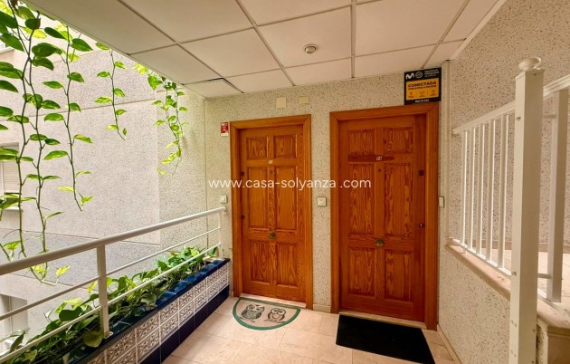 Wiederverkauf - Wohnung - Torrevieja - Playa del Cura