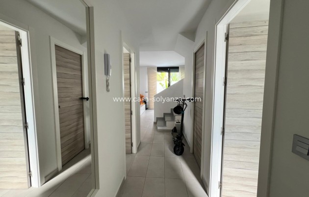 Resale - Villa - Orihuela Costa - Villamartín