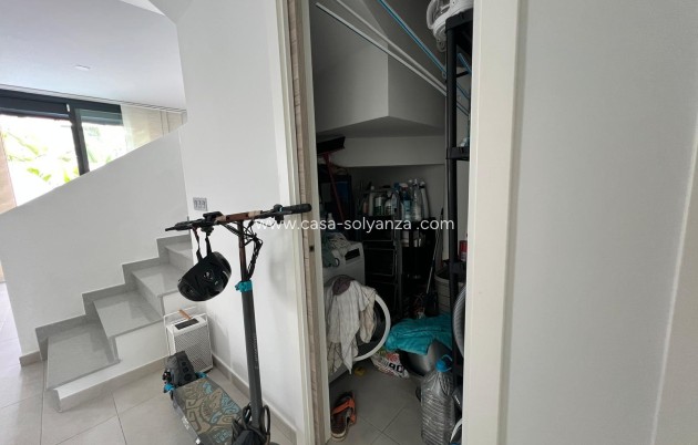 Resale - Villa - Orihuela Costa - Villamartín