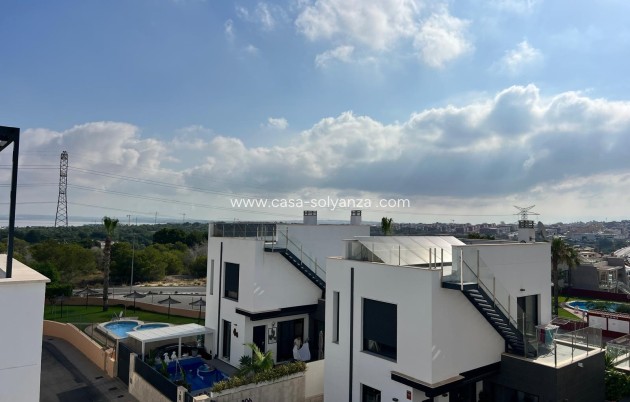 Resale - Villa - Orihuela Costa - Villamartín