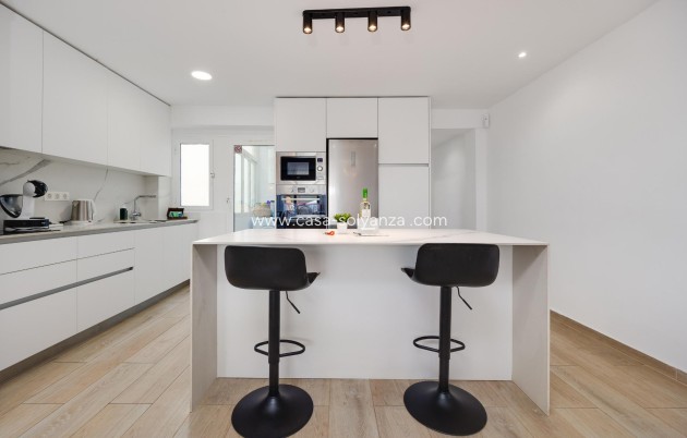Revente - Appartement - Torrevieja - Playa del Cura