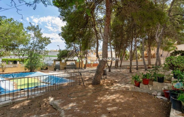 Wiederverkauf - Villa - Torrevieja - Los Balcones
