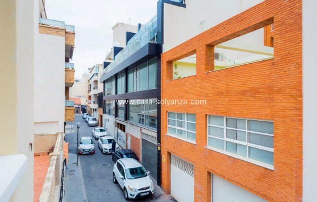 Resale - Apartment / flat - Torrevieja