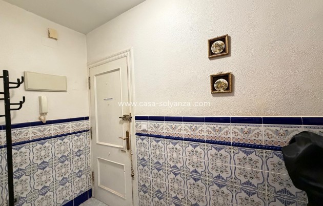 Resale - Apartment / flat - Torrevieja - Playa del Cura