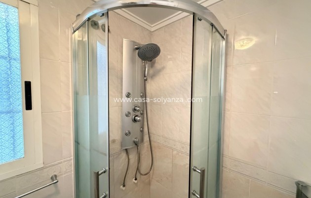 Resale - Apartment / flat - Torrevieja - Playa del Cura