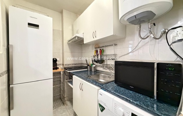Resale - Apartment / flat - Torrevieja - Playa del Cura