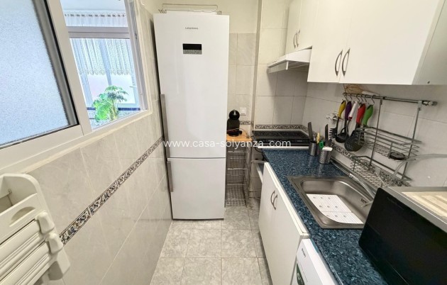 Resale - Apartment / flat - Torrevieja - Playa del Cura
