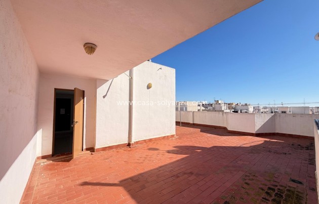 Resale - Apartment / flat - Torrevieja - Playa del Cura