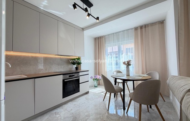 Wiederverkauf - Wohnung - Torrevieja - Playa del Cura