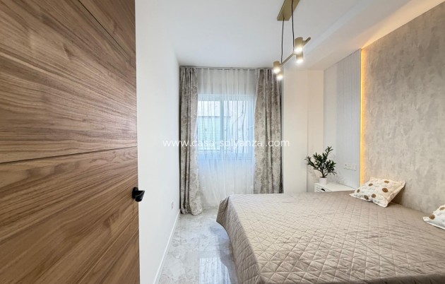 Wiederverkauf - Wohnung - Torrevieja - Playa del Cura