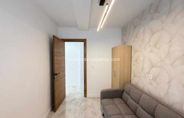 Wiederverkauf - Wohnung - Torrevieja - Playa del Cura