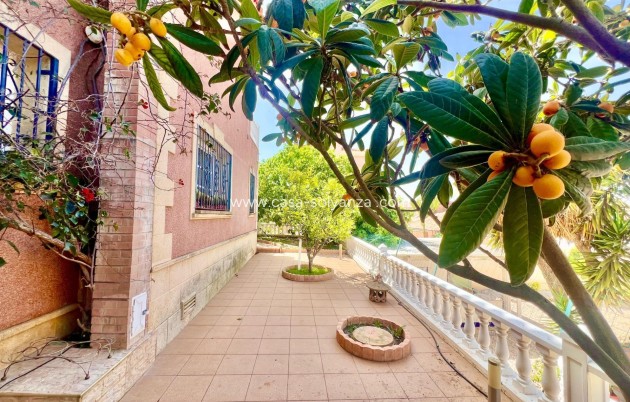 Resale - Villa - Torrevieja - Los Balcones