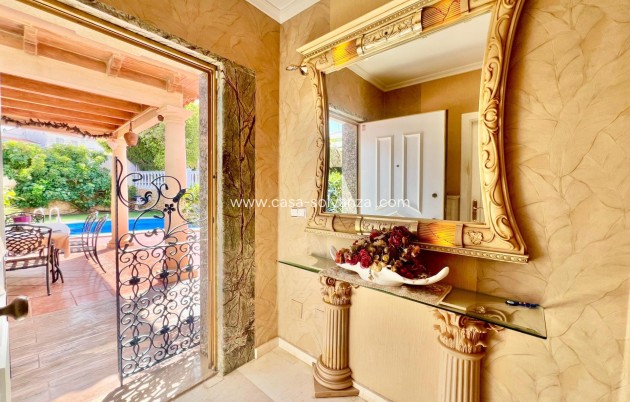 Resale - Villa - Torrevieja - Los Balcones