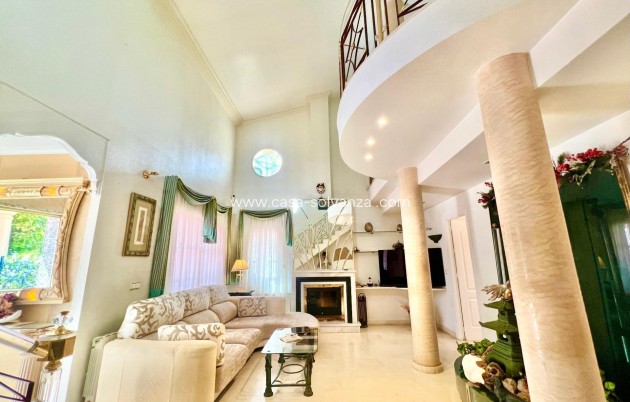 Resale - Villa - Torrevieja - Los Balcones