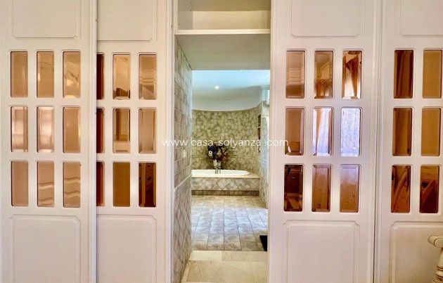 Resale - Villa - Torrevieja - Los Balcones