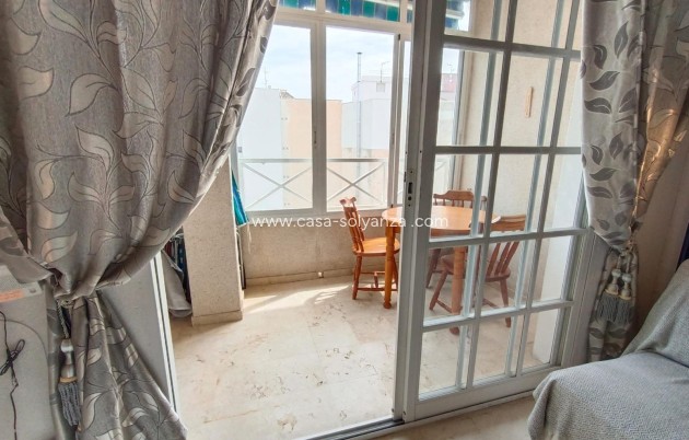 Herverkoop - Appartement / flat - Torrevieja - Playa de los Locos