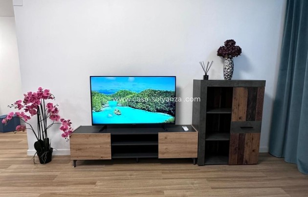 Resale - Apartment / flat - Torrevieja - Estacion Autobuses
