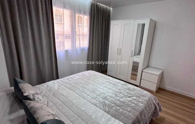 Resale - Apartment / flat - Torrevieja - Estacion Autobuses