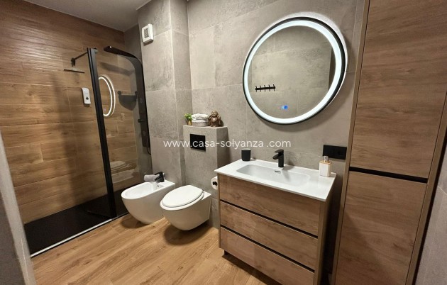 Resale - Apartment / flat - Torrevieja - Estacion Autobuses