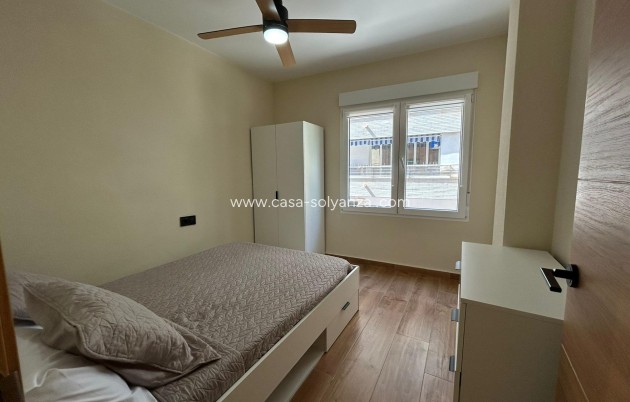Resale - Apartment / flat - Torrevieja - Estacion Autobuses
