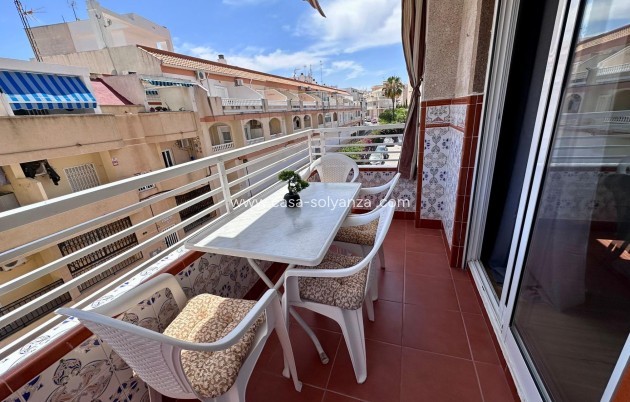 Resale - Apartment / flat - Torrevieja - Habaneras