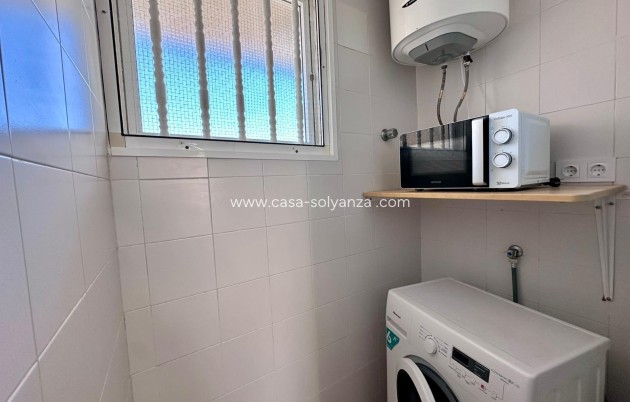 Resale - Apartment / flat - Torrevieja - Habaneras