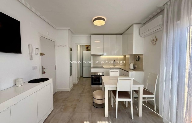 Resale - Apartment / flat - Torrevieja - Nueva Torrevieja