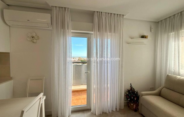 Resale - Apartment / flat - Torrevieja - Nueva Torrevieja