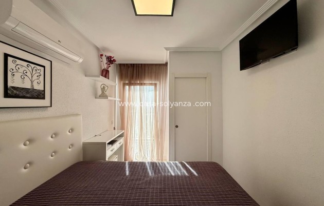 Resale - Apartment / flat - Torrevieja - Nueva Torrevieja