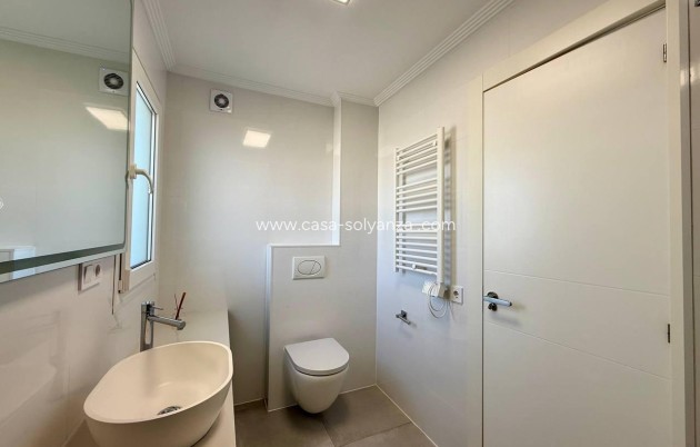 Resale - Apartment / flat - Torrevieja - Nueva Torrevieja