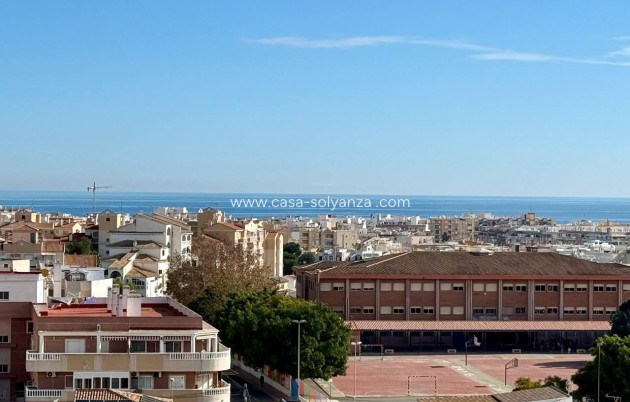 Resale - Apartment / flat - Torrevieja - Nueva Torrevieja