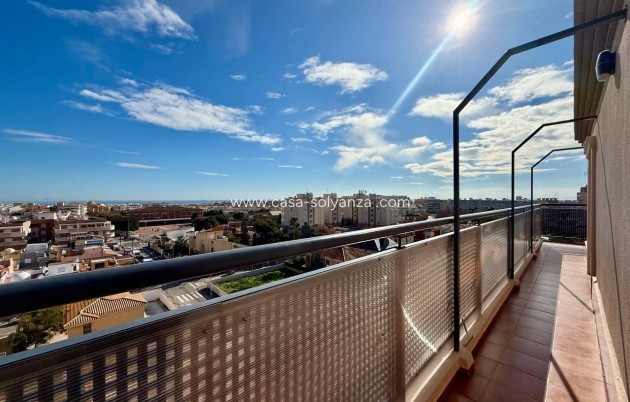 Resale - Apartment / flat - Torrevieja - Nueva Torrevieja