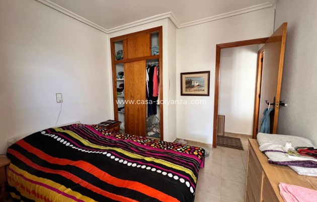 Resale - Apartment / flat - Torrevieja - Center
