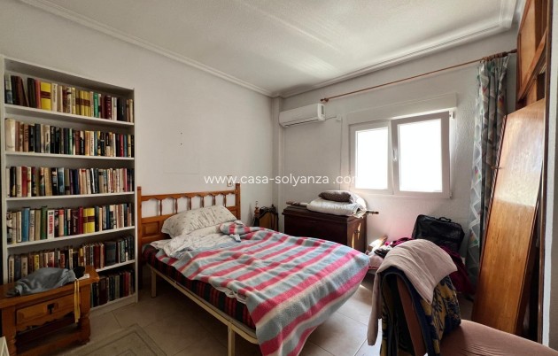 Resale - Apartment / flat - Torrevieja - Center