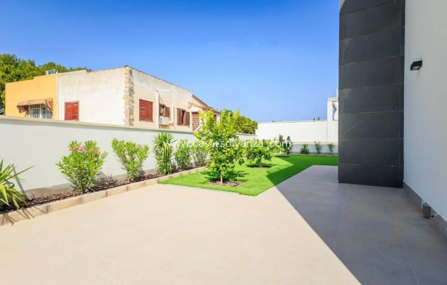 Wiederverkauf - Villa - Torrevieja - Los Balcones