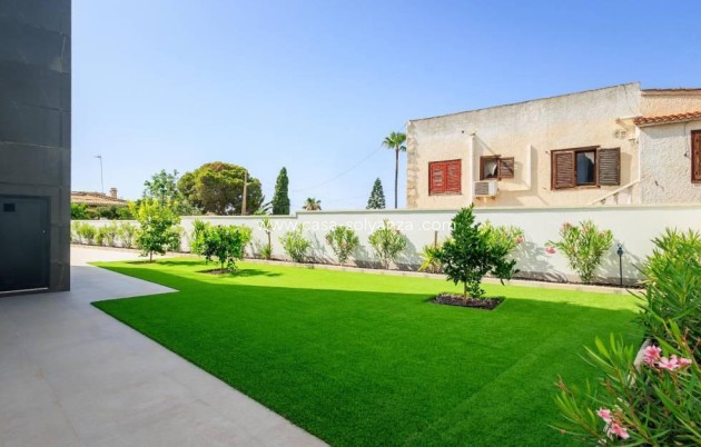 Wiederverkauf - Villa - Torrevieja - Los Balcones