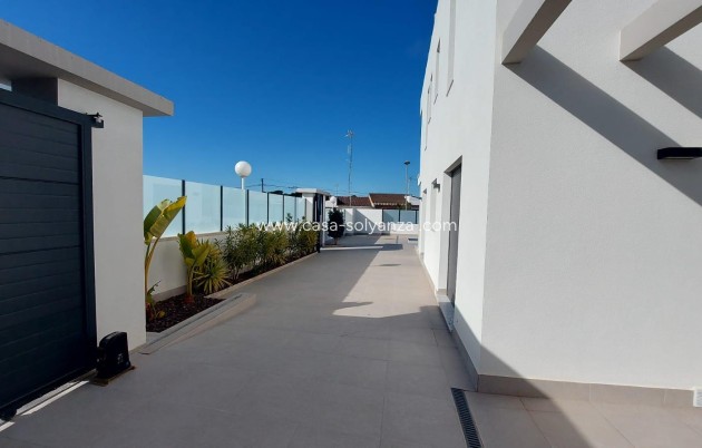 Wiederverkauf - Villa - Torrevieja - Los Balcones