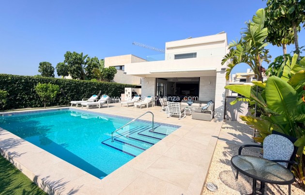 Resale - Villa - Los Montesinos - Costa Blanca