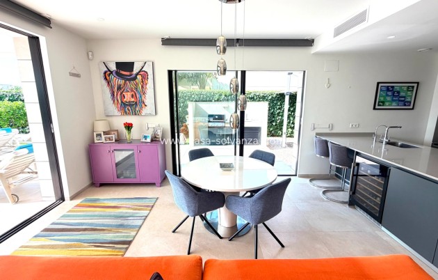 Resale - Villa - Los Montesinos - Costa Blanca